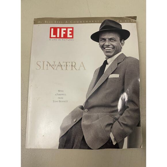 Frank Sinatra Life remembrance Soft cover with pics Vintage - Picture 7 of 12